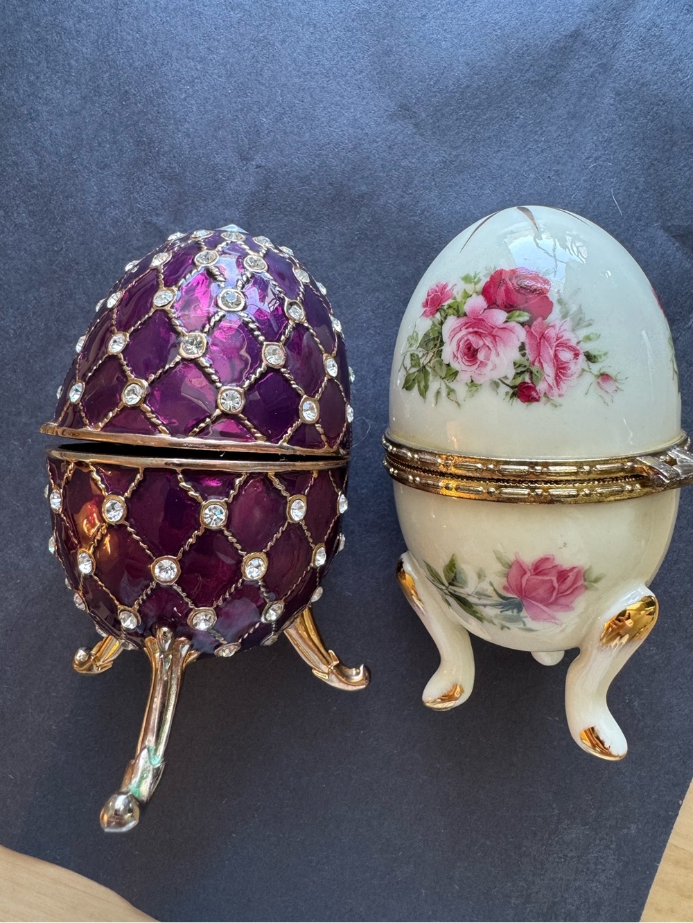 Vintage egg jewelry storage